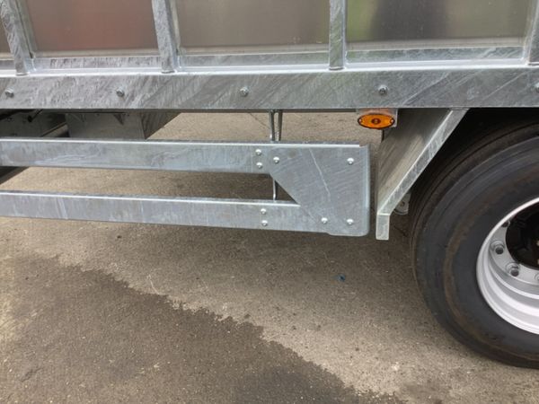 New 24 ft. OES cattle trailer 394226131