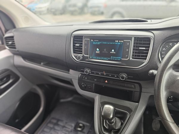 PEUGEOT EXPERT PRO // NO VAT // 07/27 CVRT 394235512