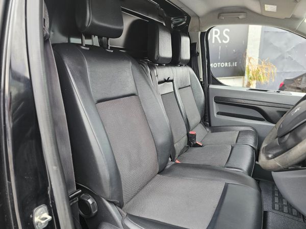 PEUGEOT EXPERT PRO // NO VAT // 07/27 CVRT 394235524