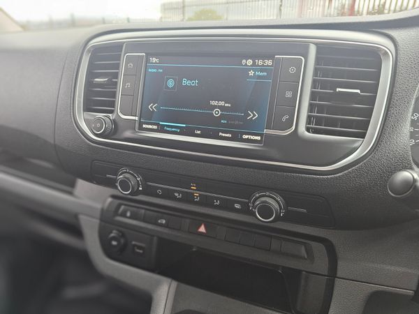 PEUGEOT EXPERT PRO // NO VAT // 07/27 CVRT 394235525