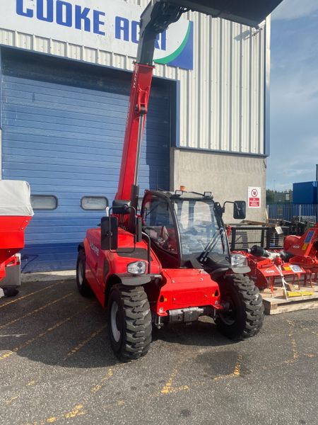 Loader 394238021