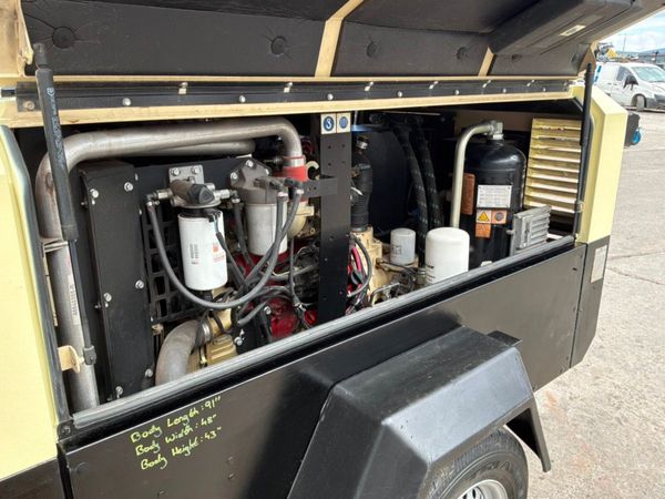 2017 DOOSAN ROAD AIR COMPRESSOR 250 CFM. 394457706