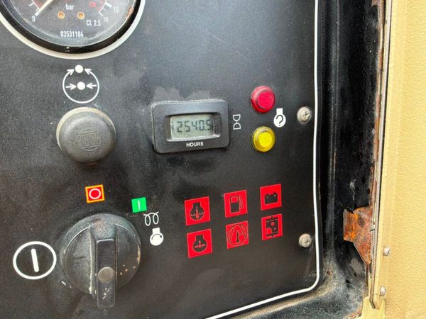 2017 DOOSAN ROAD AIR COMPRESSOR 250 CFM. 394457718