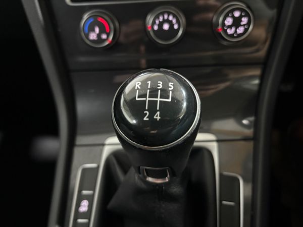 2019 Volkswagen Golf Van 1.6 TDi CVRT 03/27 394415495