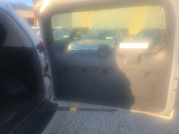 Toyota Land Cruiser LC GX LWB 394419726