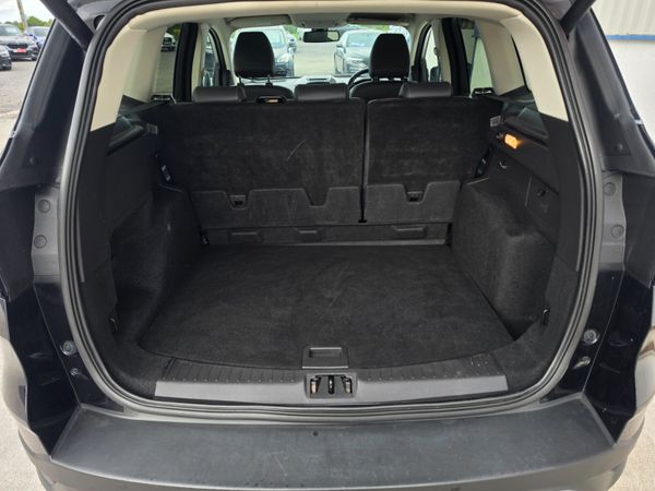 *2018 Ford Kuga Titanium HIGH SPEC 4 SEATS COMMERC 394428493