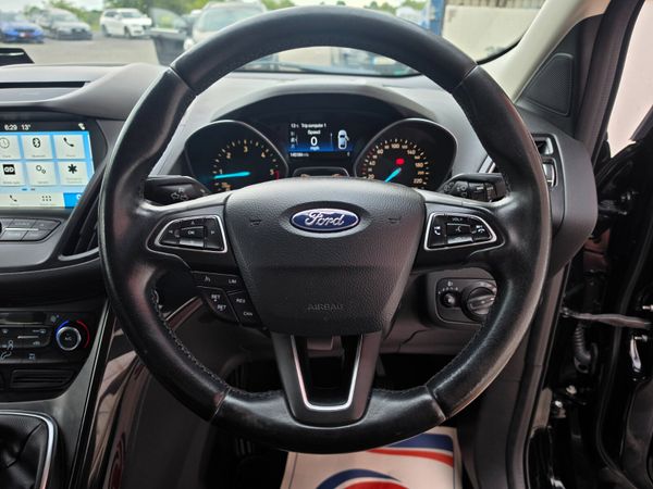 *2018 Ford Kuga Titanium HIGH SPEC 4 SEATS COMMERC 394428506
