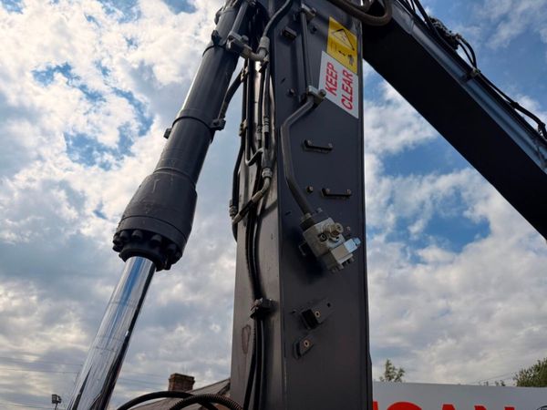 2022 Volvo EC140EL digger excavator 13 ton , 14 to 394575905
