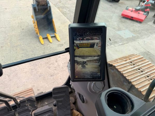 2022 Volvo EC140EL digger excavator 13 ton , 14 to 394575938