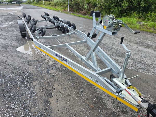 Boat trailers 394506636
