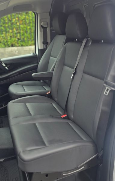 Mercedes-Benz eVito Fully Electric van 60Kw 394634031