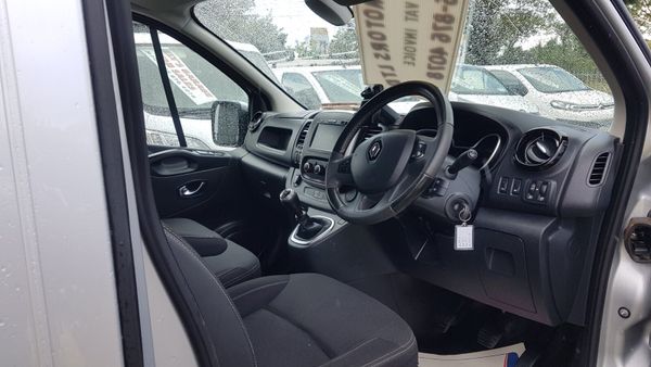 Renault Trafic SPORT LWB MINT 130KM VAT INVOICE 394748175