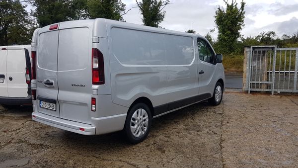 Renault Trafic SPORT LWB MINT 130KM VAT INVOICE 394748186