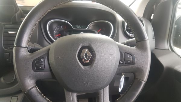 Renault Trafic SPORT LWB MINT 130KM VAT INVOICE 394748255
