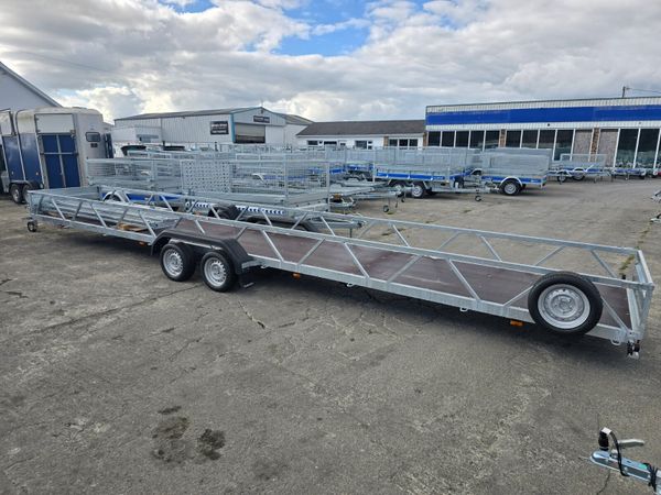 30FT x 4FT Trailer with brakes 394798761