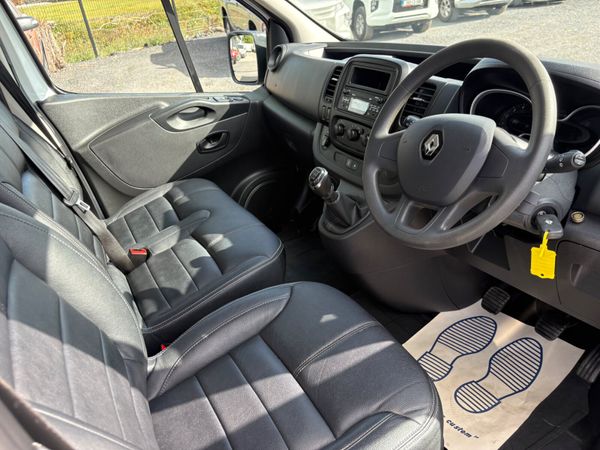 Renault Trafic 394723470