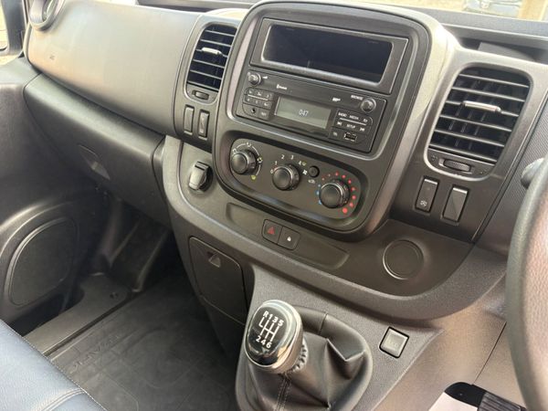 Renault Trafic 394723476
