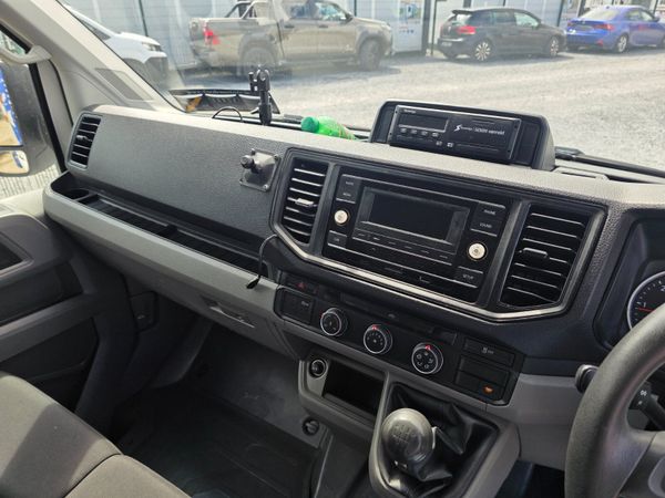 Volkswagen Crafter 2020 394955425