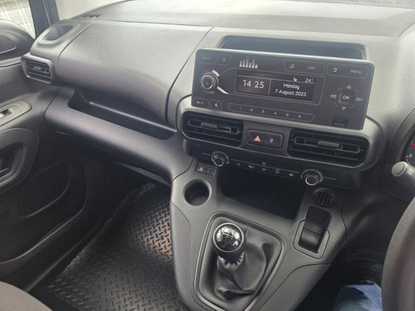 Vauxhall Combo 2020 394958837