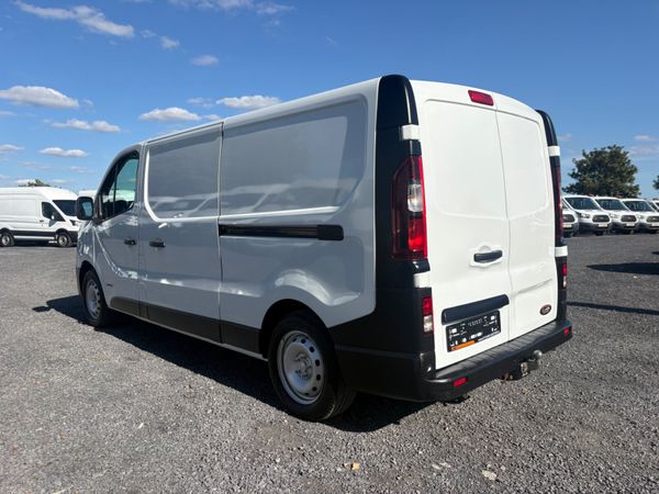 Renault Trafic 394998855