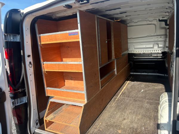 Renault Trafic 394998867