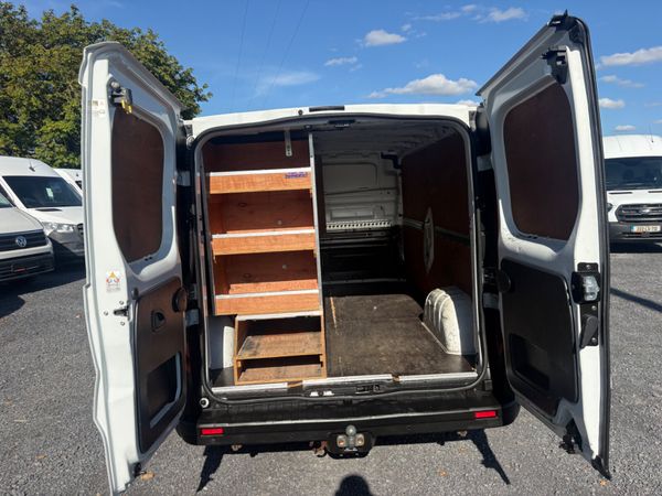 Renault Trafic 394998868