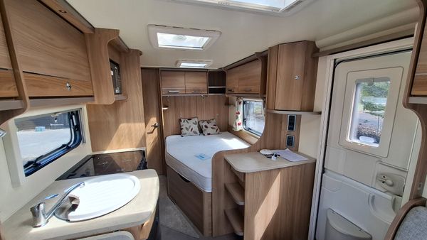 Bailey Pegasus Modena 4 berth fixed bed 395173452