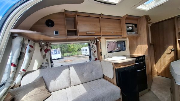 Bailey Pegasus Modena 4 berth fixed bed 395173423