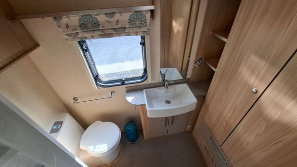 Coachman Vision 462 Caravan 395175319