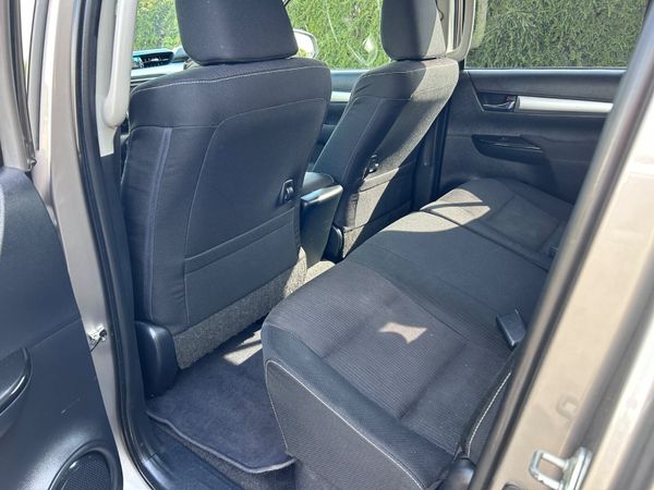 2017 Toyota Hilux SR5 2.4 With power mode 395182425