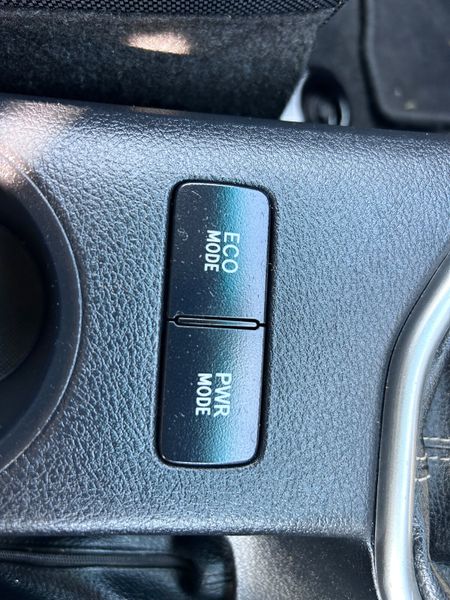 2017 Toyota Hilux SR5 2.4 With power mode 395182558