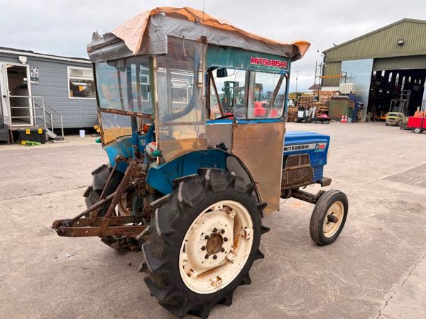 Mitsubishi D2600 compact garden tractor ...2,700 h 395189645