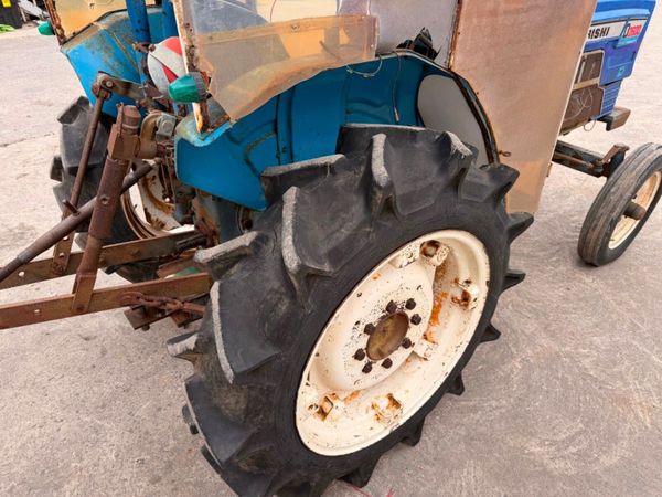 Mitsubishi D2600 compact garden tractor ...2,700 h 395189646