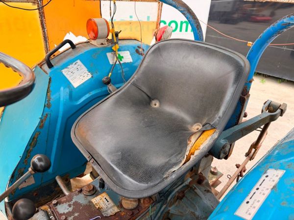Mitsubishi D2600 compact garden tractor ...2,700 h 395189663