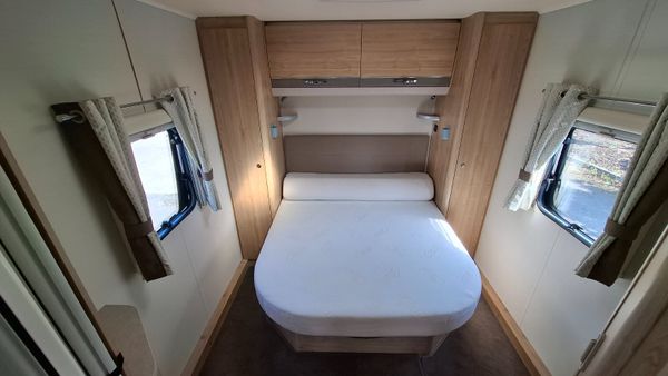 Elddis Rambler 554 End Bedroom 395194684
