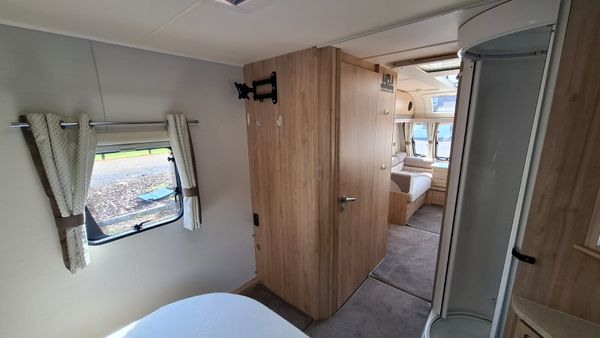 Elddis Rambler 554 End Bedroom 395194693