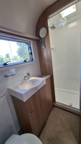 Bailey Unicorn Valencia 4 berth fixed bed 395198490