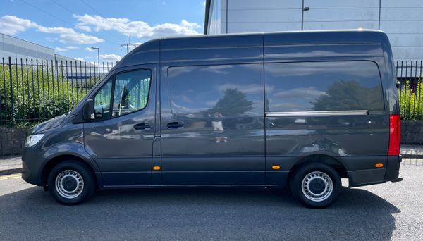 2021 Sprinter 315/36 with AC & Rev Cam in Grey Met 395103299