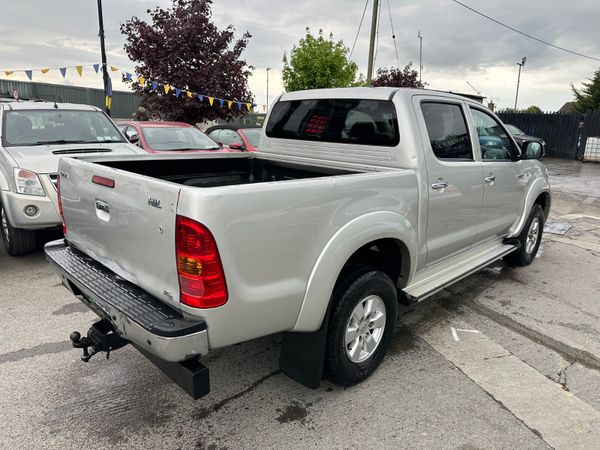 Toyota Hilux 2011 2.5 D-4D HL3 4WD 120BHP 4 4DR 395262102
