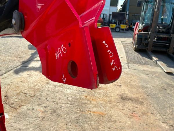 New / unused Massey Ferguson FL3117x front loader. 395268167