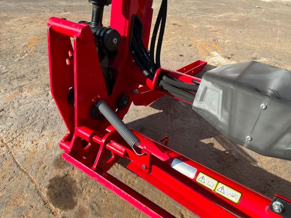 New / unused Massey Ferguson FL3117x front loader. 395268135