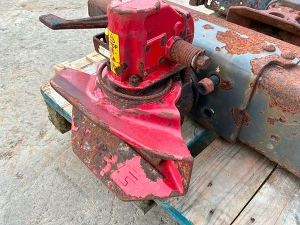 VBG close couple drag hitch & cross member........ 395360324