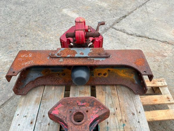 VBG close couple drag hitch & cross member........ 395360330