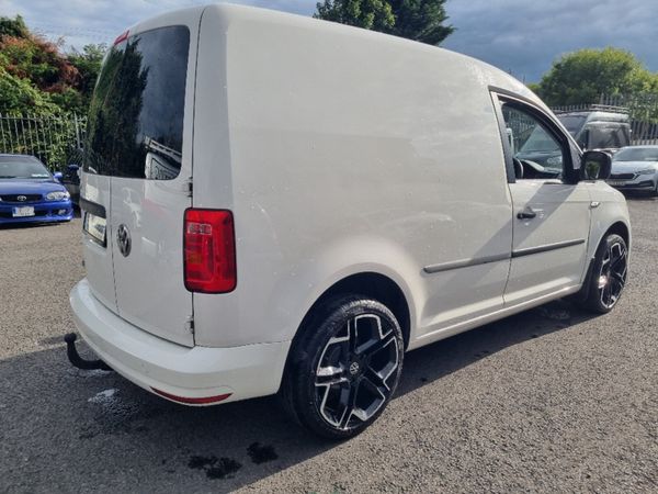 Volkswagen Caddy 2019 395317210