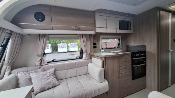 Compass Capiro 574 Caravan 395475097
