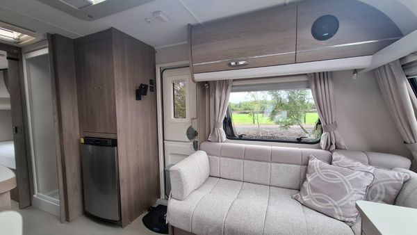 Compass Capiro 574 Caravan 395475098