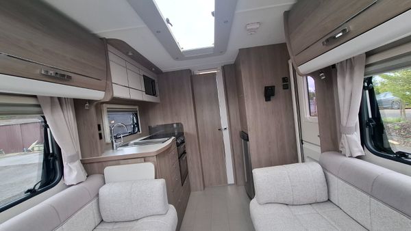 Compass Capiro 574 Caravan 395475110