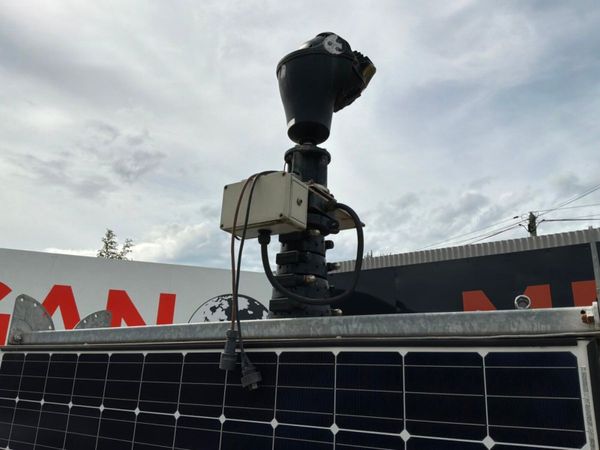 Bartco CCTV solar power tower platform / trailer.. 395433892