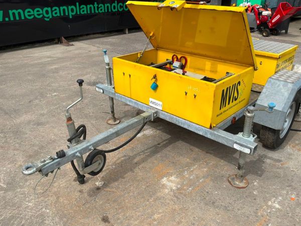 Bartco CCTV solar power tower platform / trailer.. 395433946