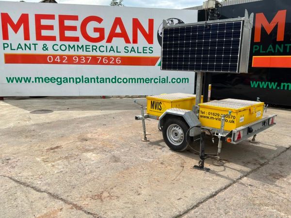 Bartco CCTV solar power tower platform / trailer.. 395433916